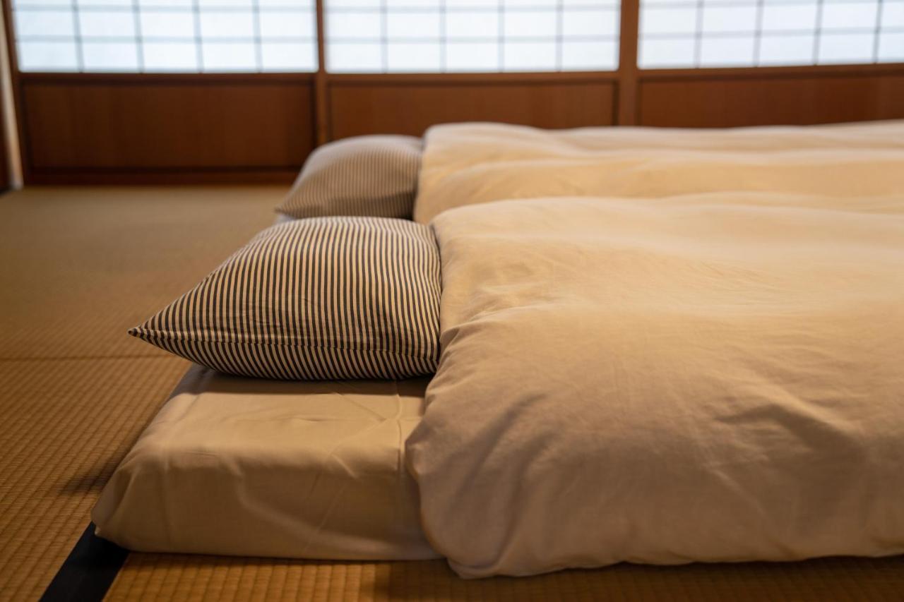 Отель Koyasan Shukubo Yochiin Экстерьер фото