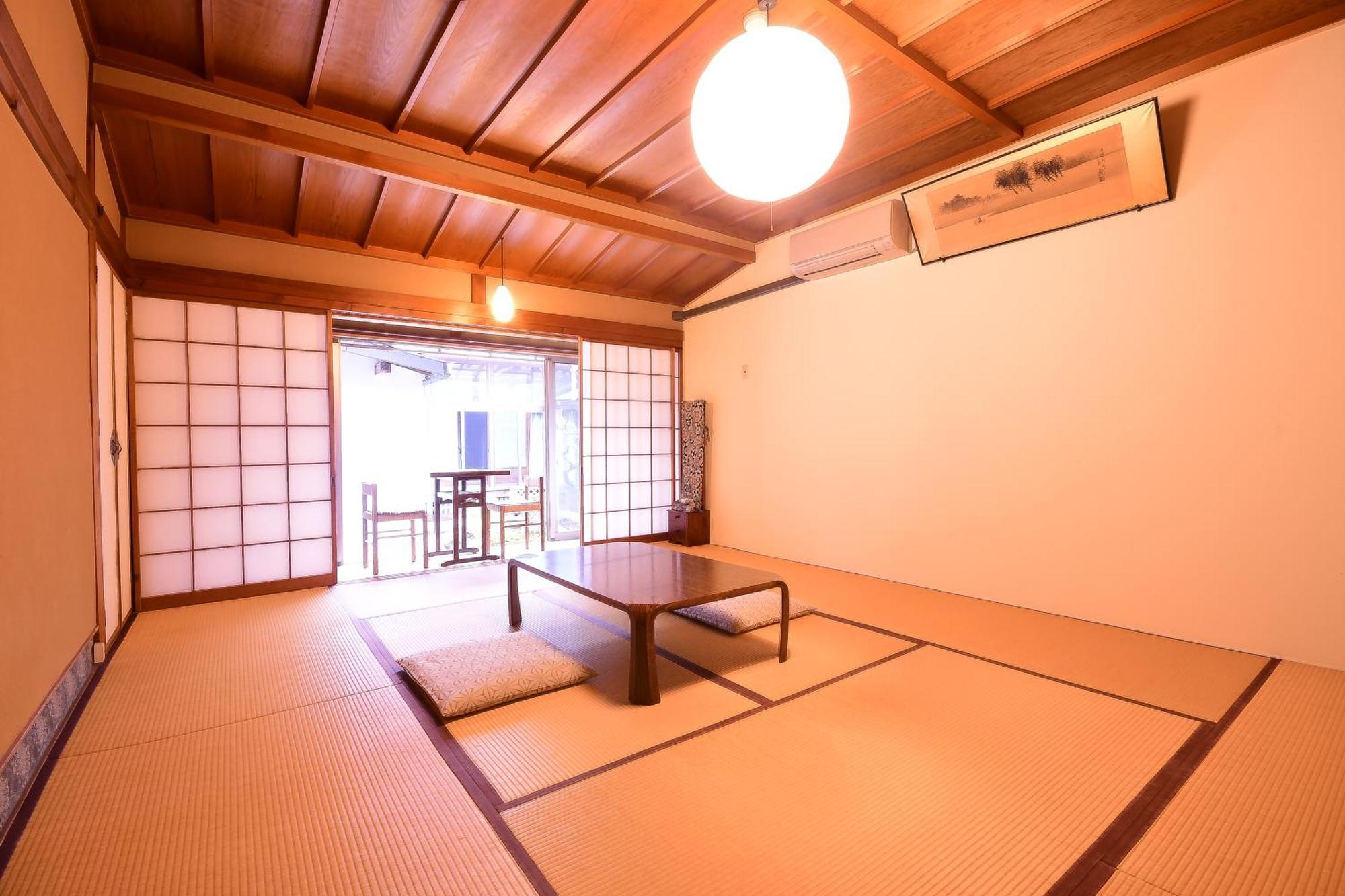 Отель Koyasan Shukubo Yochiin Экстерьер фото
