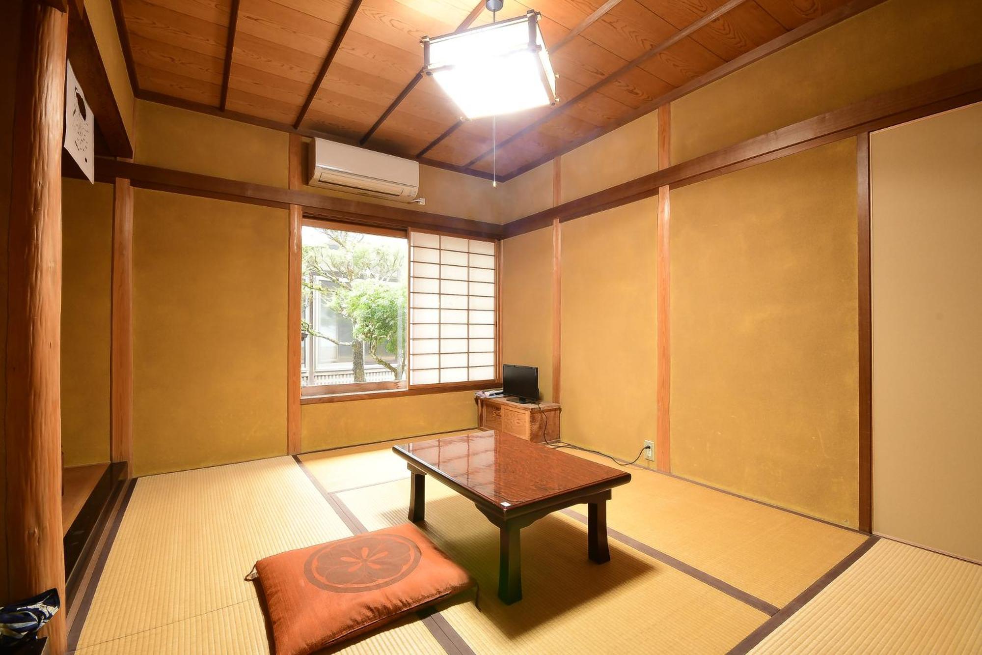 Отель Koyasan Shukubo Yochiin Экстерьер фото