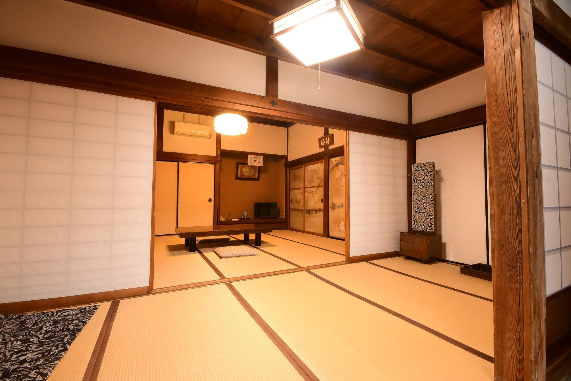 Отель Koyasan Shukubo Yochiin Экстерьер фото