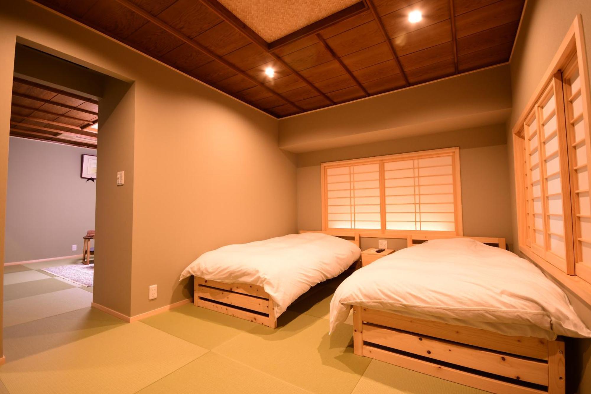 Отель Koyasan Shukubo Yochiin Экстерьер фото
