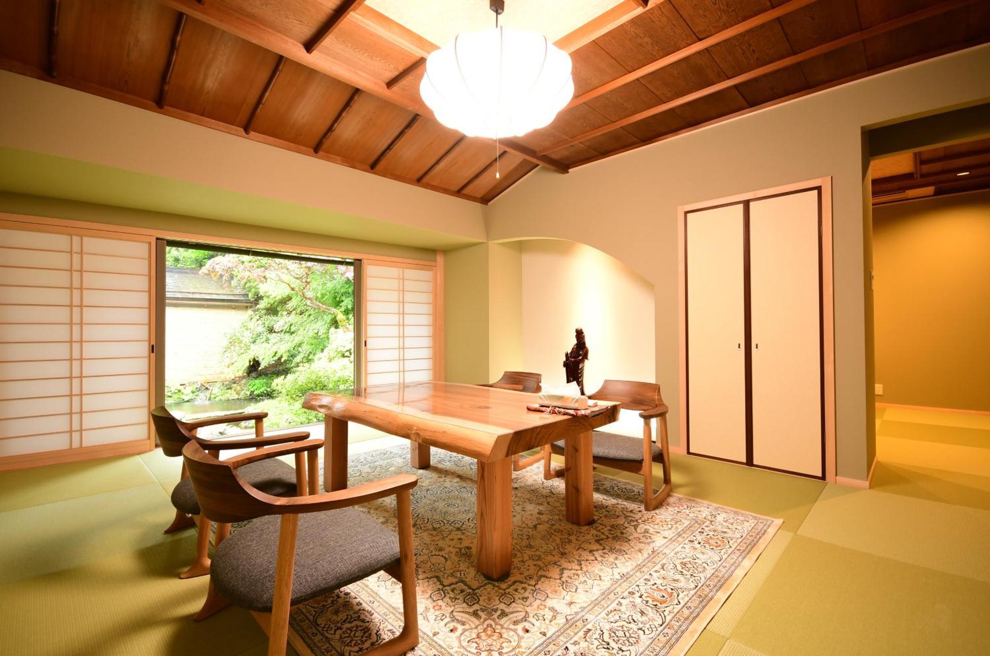 Отель Koyasan Shukubo Yochiin Экстерьер фото