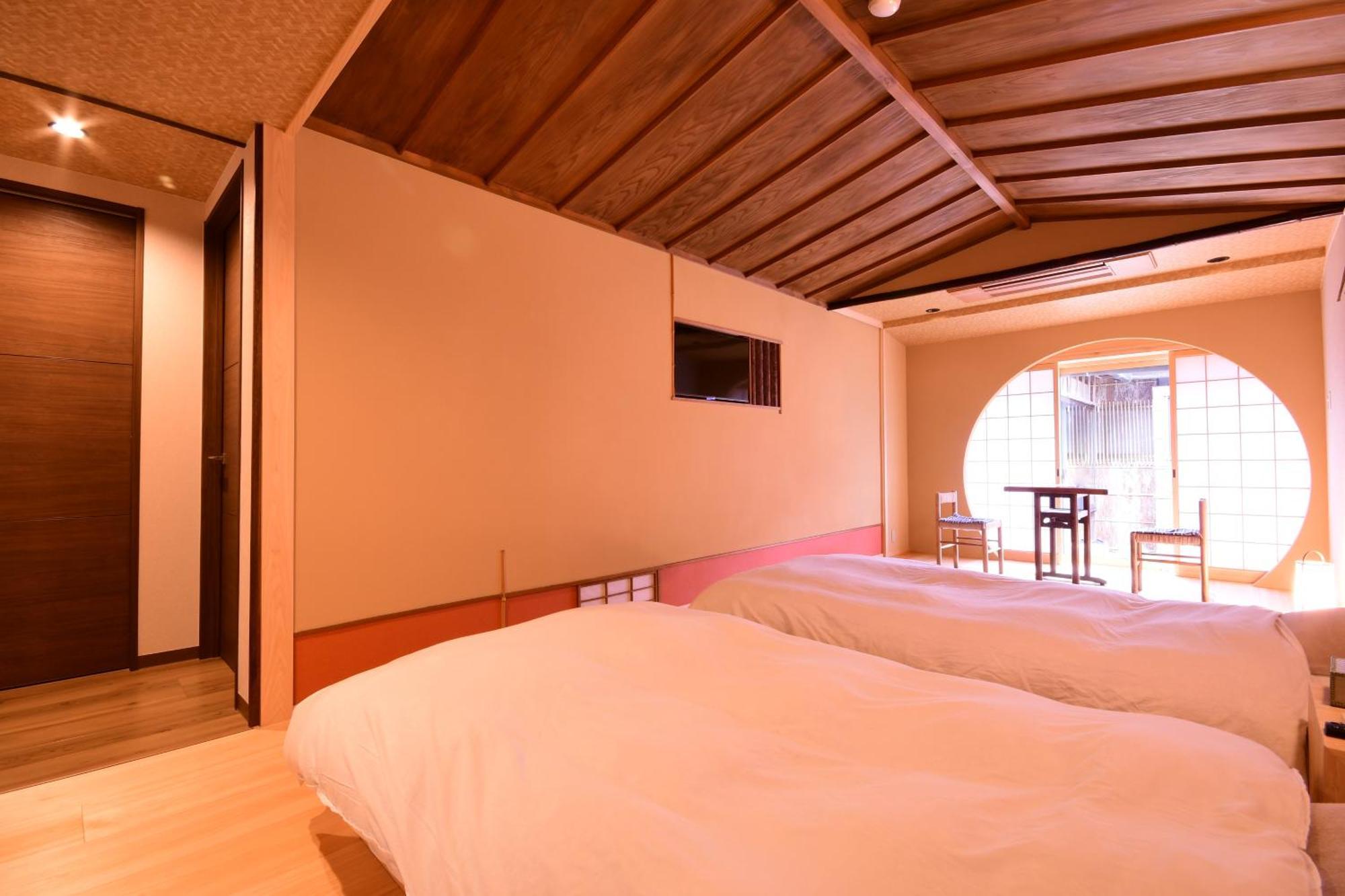 Отель Koyasan Shukubo Yochiin Экстерьер фото
